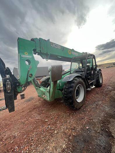 Telehandlers/ Reach Lifts
